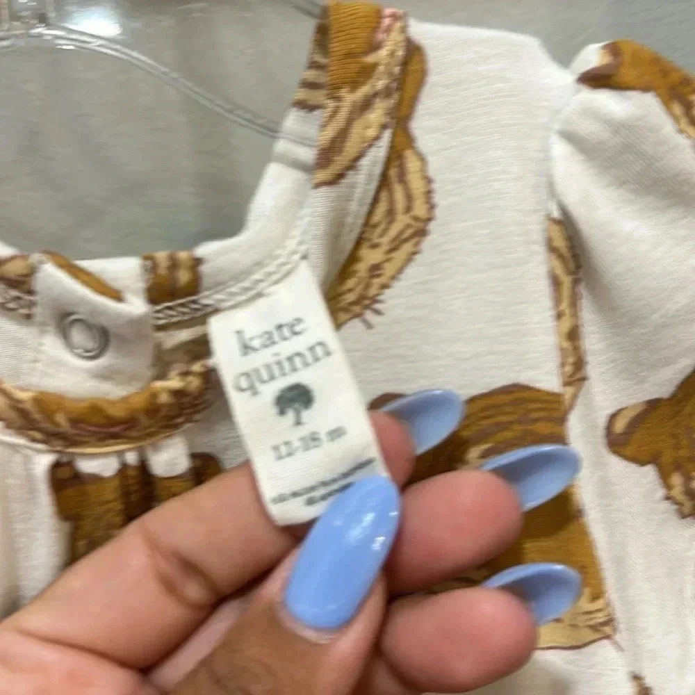 Kate Quinn girls bamboo tiger onesie size 12-18m EUC